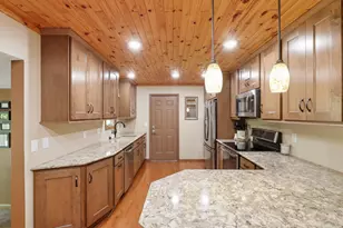 12997 Euclid Ave, Apple Valley, MN 55124 - Photo 7