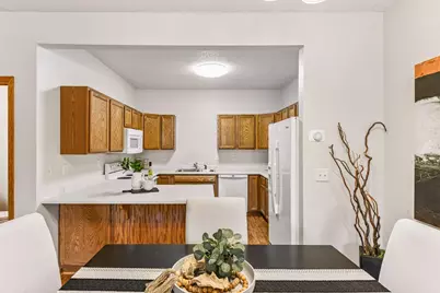 1014 Heldt Street, Chaska, MN 55318 - Photo 9
