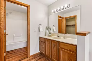 1014 Heldt St, Chaska, MN 55318 - Photo 25