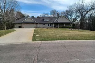 3990 Golfview Dr, Jordan, MN 55352 - Photo 1