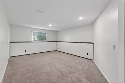 3054 Wilder Street N, Roseville, MN 55113 - Photo 29