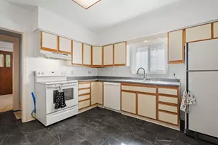 1227 Thomas Ave, Saint Paul, MN 55104 - Photo 3
