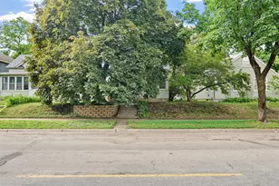 1227 Thomas Ave, Saint Paul, MN 55104 - Photo 29