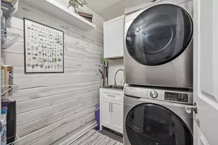 2885 Knox Ave S, Minneapolis, MN 55408 - Photo 29