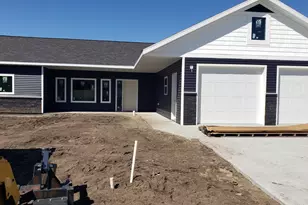 1014 8th Ave NE, Perham, MN 56573 - Photo 1
