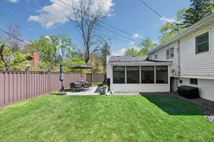 8910 23rd Ave N, Golden Valley, MN 55427 - Photo 33