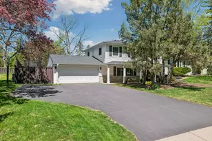 8910 23rd Ave N, Golden Valley, MN 55427 - Photo 39