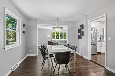8910 23rd Avenue N, Golden Valley, MN 55427 - Photo 9