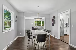 8910 23rd Ave N, Golden Valley, MN 55427 - Photo 9