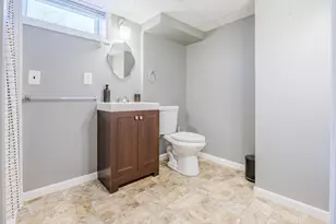 1782 Onacrest Curve, Maplewood, MN 55117 - Photo 27