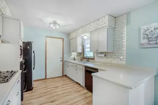 6285 137th St W, Apple Valley, MN 55124 - Photo 5