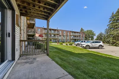 2011 E 122nd Street #D5, Burnsville, MN 55337 - Photo 9