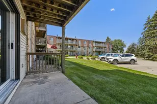 2011 E 122nd St, Burnsville, MN 55337 - Photo 9