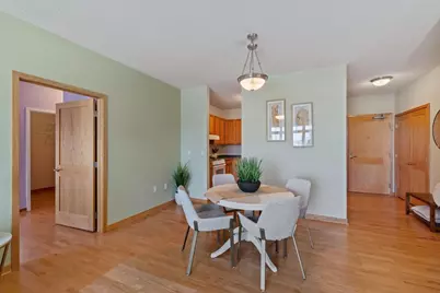 619 8th Street SE #410, Minneapolis, MN 55414 - Photo 5