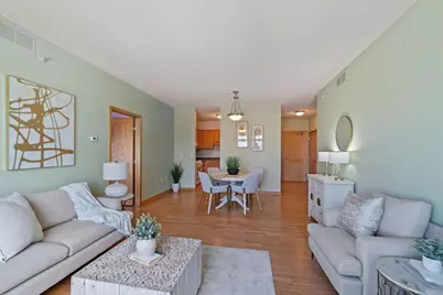 619 8th Street SE #410, Minneapolis, MN 55414 - Photo 3