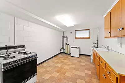 202 Ash Street W, South Saint Paul, MN 55075 - Photo 23