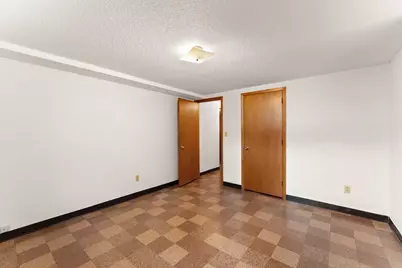 202 Ash Street W, South Saint Paul, MN 55075 - Photo 27
