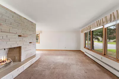 202 Ash Street W, South Saint Paul, MN 55075 - Photo 9