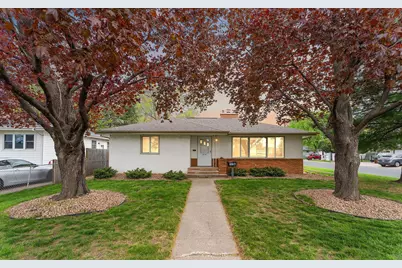 202 Ash Street W, South Saint Paul, MN 55075 - Photo 1