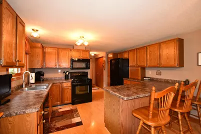 131 Walnut, Zumbrota, MN 55992 - Photo 5