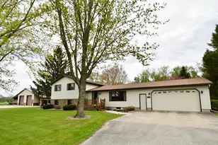 131 Walnut, Zumbrota, MN 55992 - Photo 1