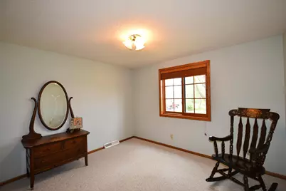 131 Walnut, Zumbrota, MN 55992 - Photo 11