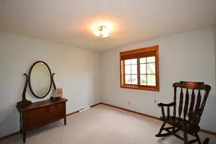 131 Walnut, Zumbrota, MN 55992 - Photo 11