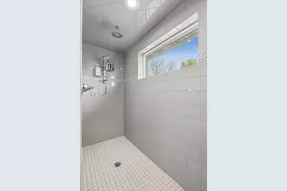 3933 Holasek Path, Chaska, MN 55318 - Photo 37