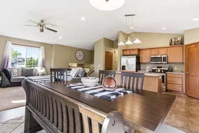 1305 Whistling Straits Court, Altoona, WI 54720 - Photo 7