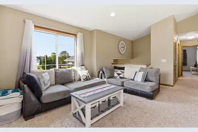 1305 Whistling Straits Court, Altoona, WI 54720 - Photo 5