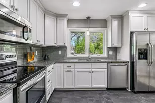 3825 Saratoga Ln N, Plymouth, MN 55441 - Photo 9