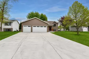 646 7th Ave S, Sartell, MN 56377 - Photo 3