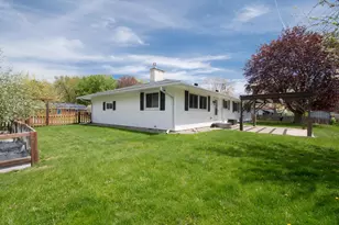 2403 Inca Ln, New Brighton, MN 55112 - Photo 41