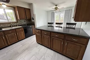 446 Hawes Ave, Vadnais Heights, MN 55127 - Photo 13