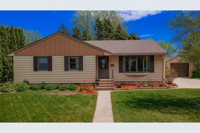 512 18th Street N, Benson, MN 56215 - Photo 1