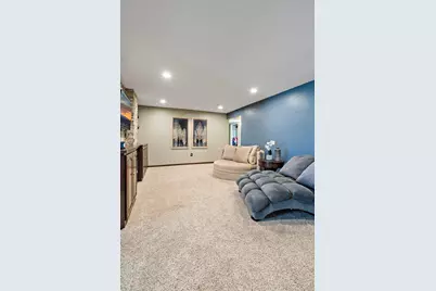 8600 Pineview Lane N, Maple Grove, MN 55369 - Photo 33