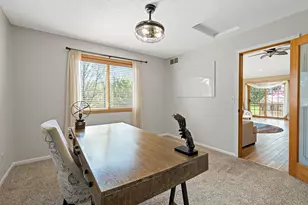 8600 Pineview Ln N, Maple Grove, MN 55369 - Photo 23