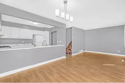 522 Aurora Avenue, Saint Paul, MN 55103 - Photo 9