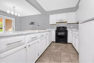 522 Aurora Avenue, Saint Paul, MN 55103 - Photo 11