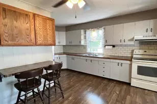 317 Minnesota Ave E, Sebeka, MN 56477 - Photo 9