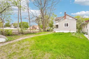 1074 Euclid St, Saint Paul, MN 55106 - Photo 29