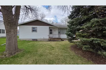806 N 29 Street N, Fargo, ND 58102 - Photo 1