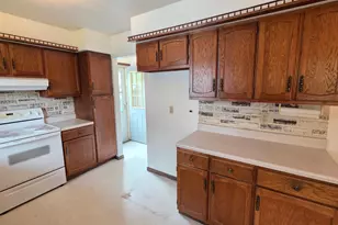 806 N 29 Street N, Fargo, ND 58102 - Photo 11
