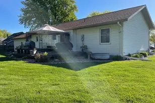 409 1st St SW, Grand Meadow, MN 55936 - Photo 35