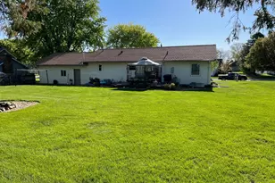 409 1st St SW, Grand Meadow, MN 55936 - Photo 37