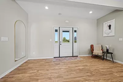 19347 Lake Volney Circle, Le Center, MN 56057 - Photo 13