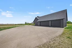 19347 Lake Volney Cir, Le Center, MN 56057 - Photo 7