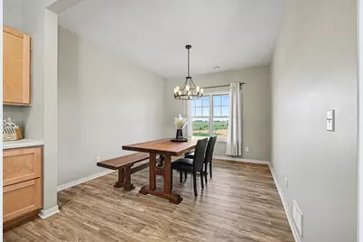 19347 Lake Volney Circle, Le Center, MN 56057 - Photo 11