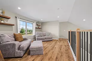 19347 Lake Volney Cir, Le Center, MN 56057 - Photo 21