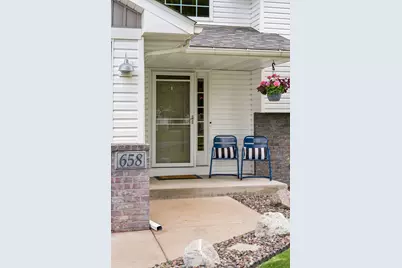 658 Lois Lane, Circle Pines, MN 55014 - Photo 7